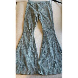 Rock & Roll Cowgirl Floral Flare Jeans - Blue